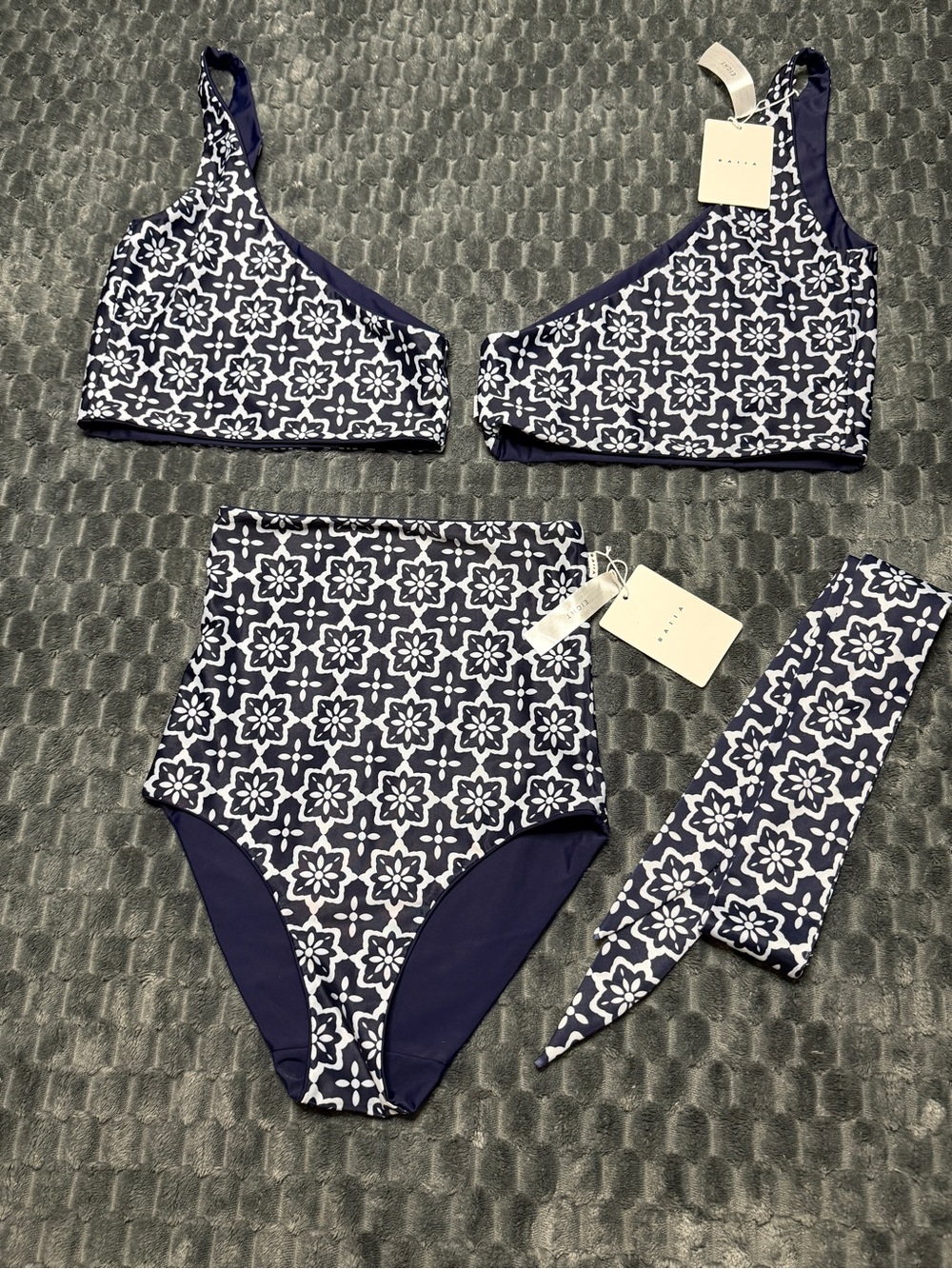 BAIIA RIAD Navy & White Floral High-Waist Bikini Set NWT SZ US 4